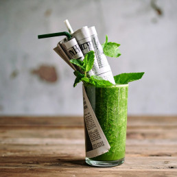 Un_smoothie fait à partir d'articles de journaux